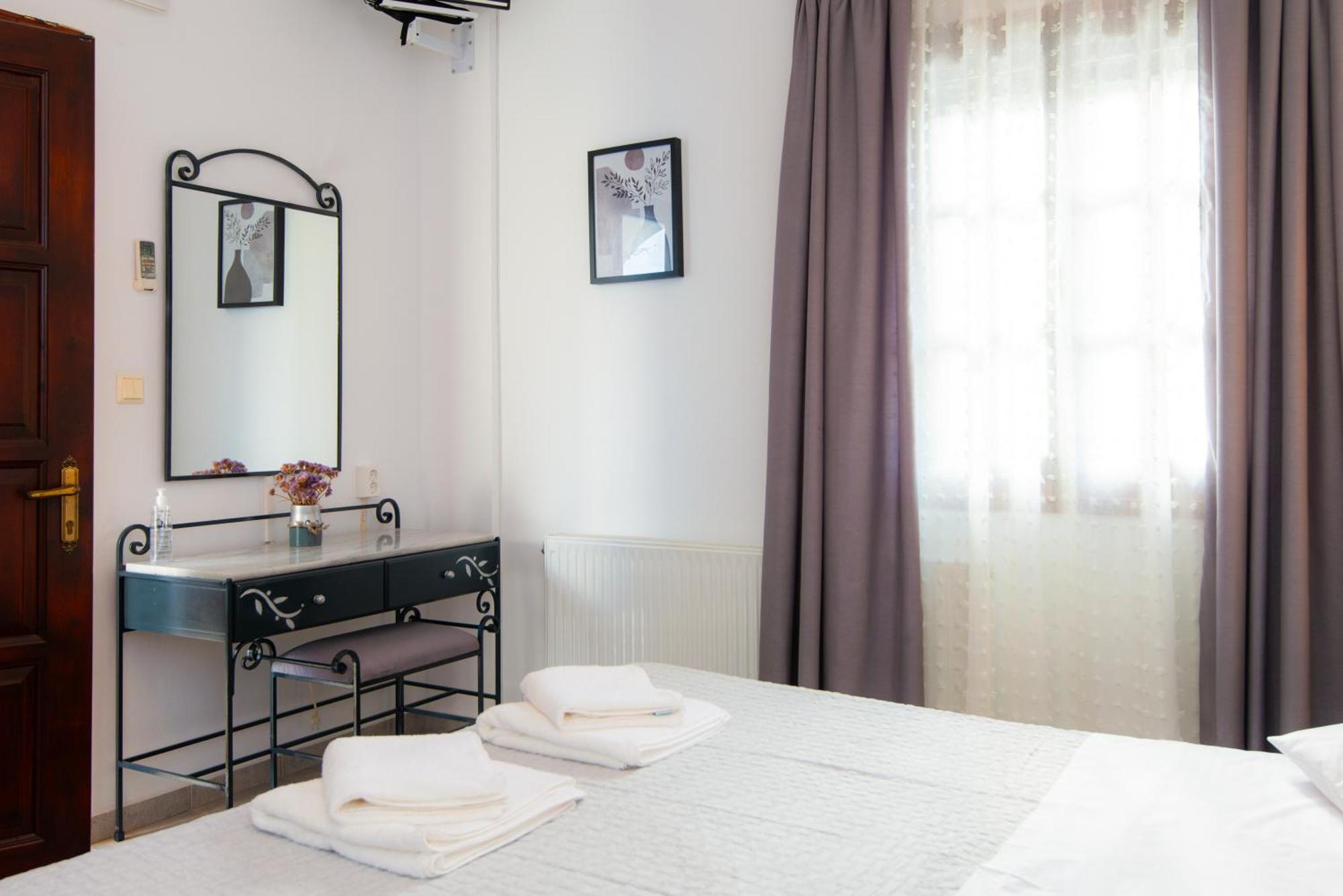 Pigi Rooms Apollonia  Exterior photo